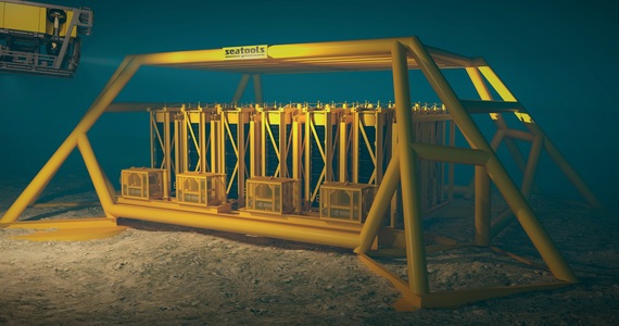 Subsea storage of hydraulic control fluids