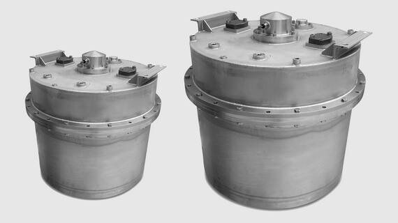 Heavy duty series subsea hydraulic compensators