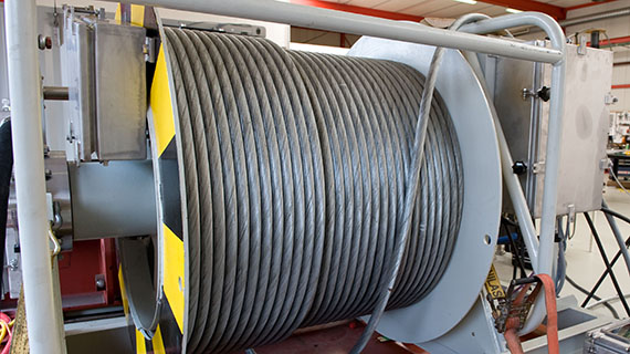 AHC umbilical hoisting ROV winch for powering WCROV 570